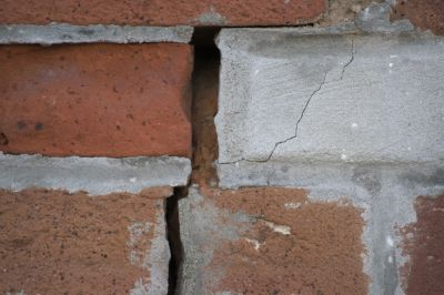 Brick Tuckpointing Service